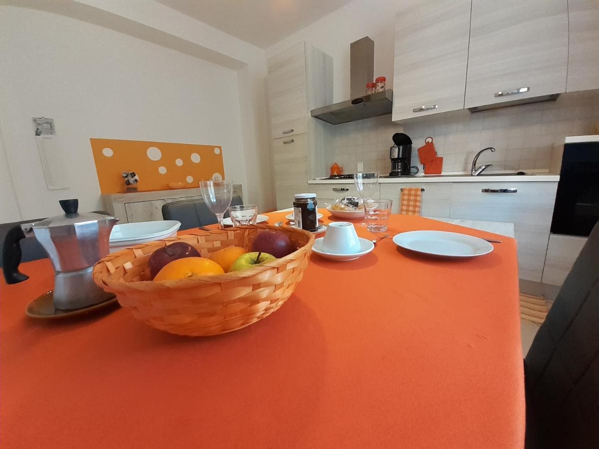 Saglia Apartments Malcesine Bagian luar foto