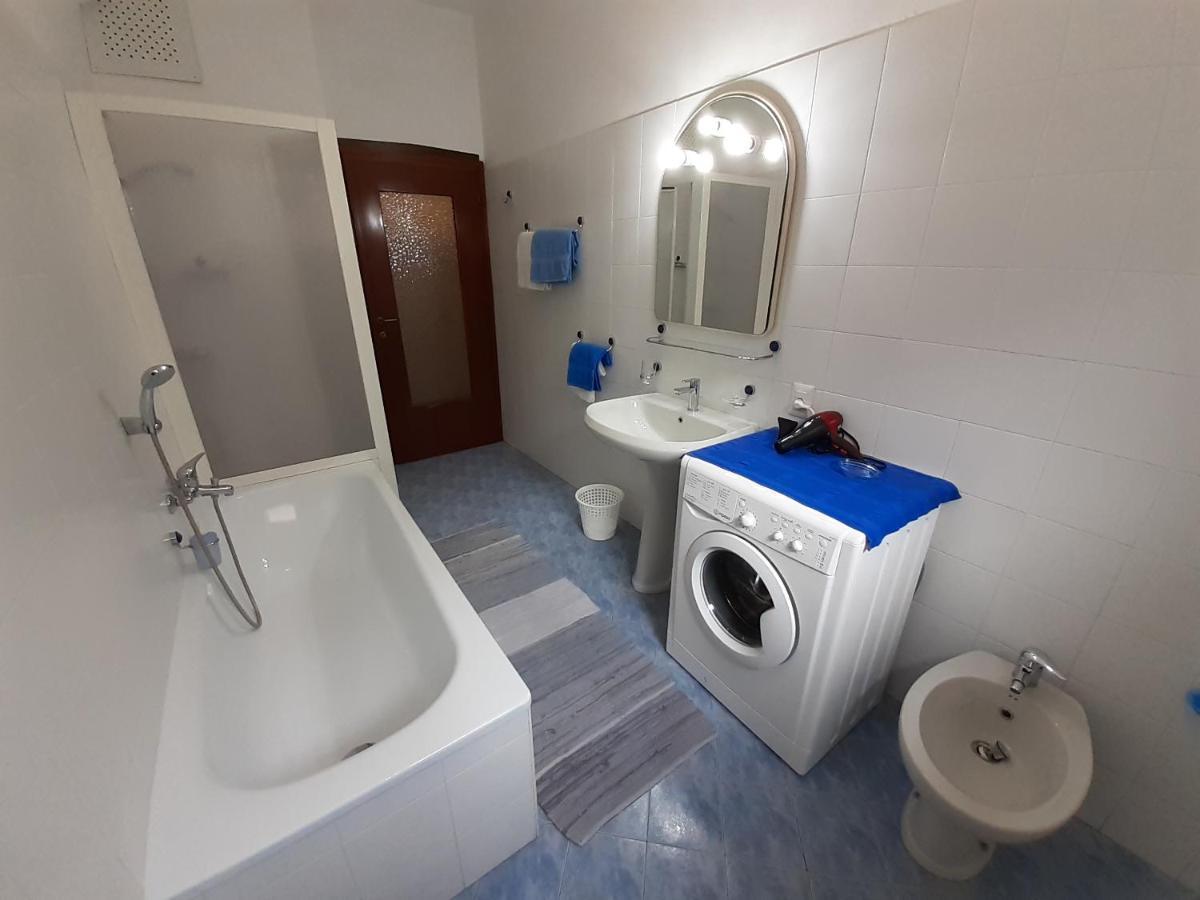 Saglia Apartments Malcesine Bagian luar foto